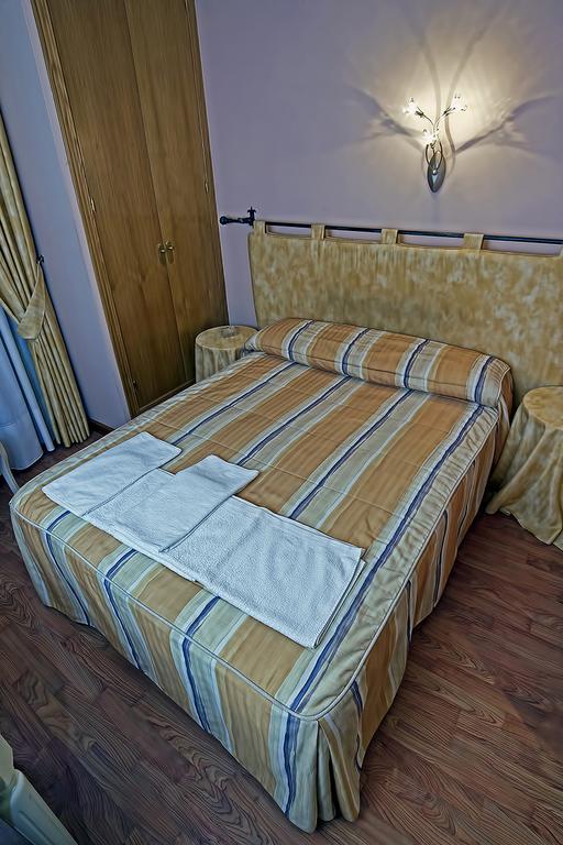 Hostal Stop Cantalejo Bilik gambar