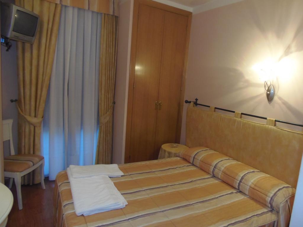 Hostal Stop Cantalejo Luaran gambar